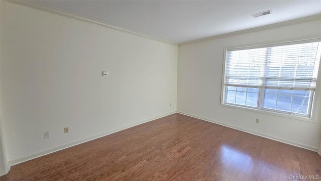 Building Photo - 207 NY-207