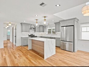 Building Photo - 85 Morton Ave