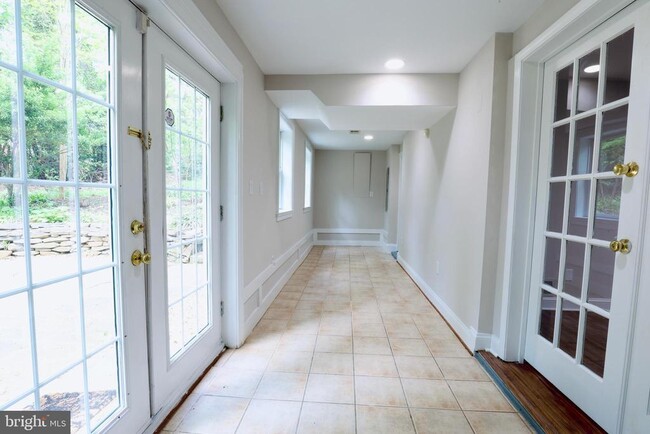 Building Photo - 1310 Forestwood Dr