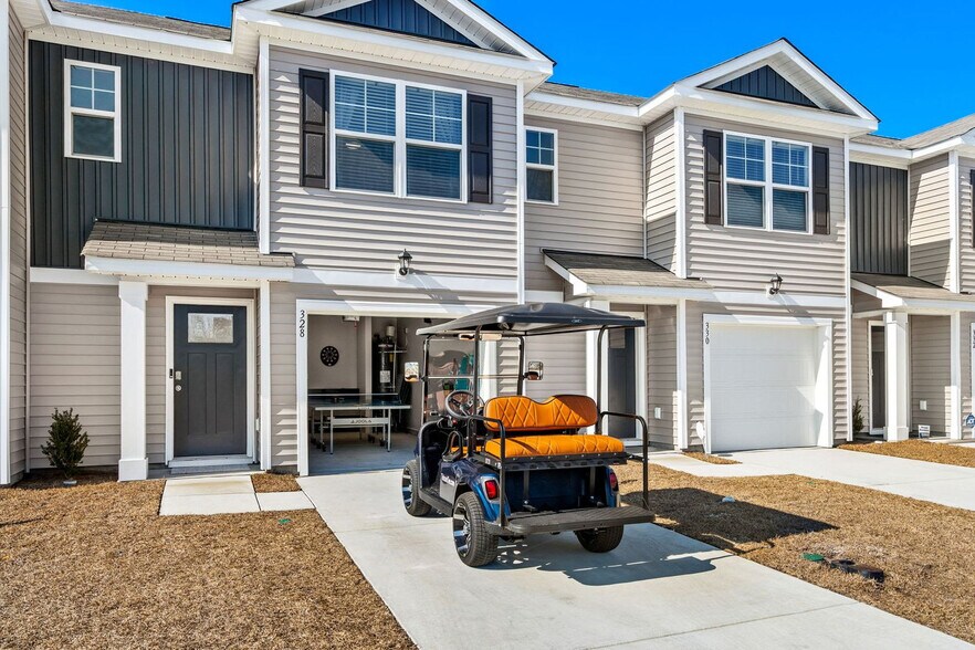 Building Photo - 332 Bayou Loop