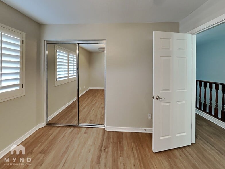 Building Photo - 17524 W Mandalay Ln