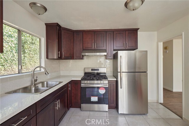 Building Photo - 224 Crandall St