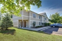 Building Photo - 25 Stonington Ln