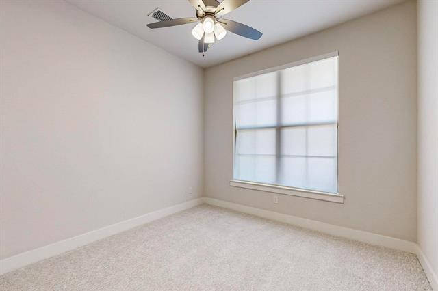 Building Photo - 691 Meandering Ln