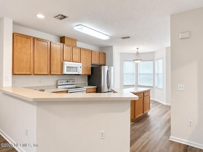 Building Photo - 5663 Greenland Rd