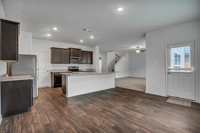 Building Photo - 169 Allington Cir