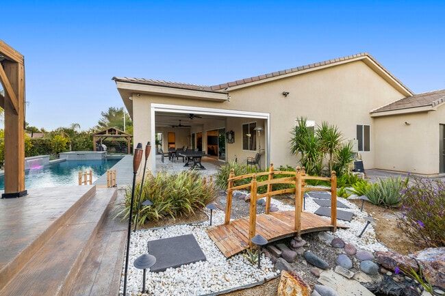 Building Photo - 8396 Sweetwater Creek Way