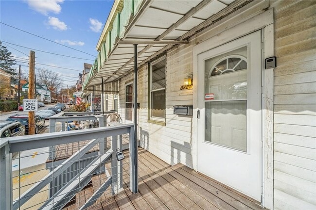 Building Photo - 3226 Richardson Ave