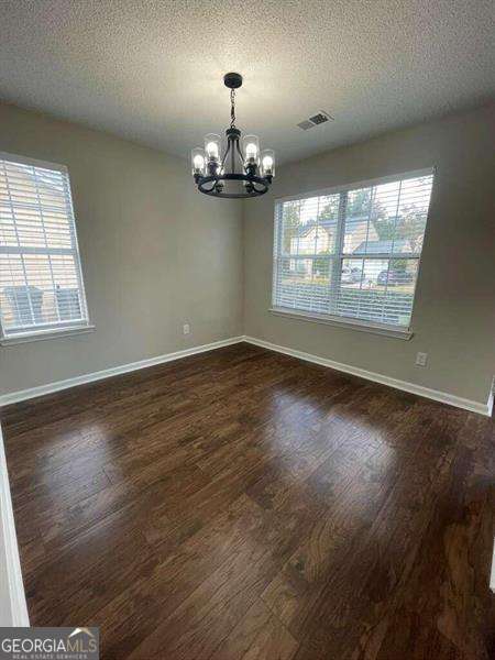 Building Photo - 2200 Burdett Ridge Dr