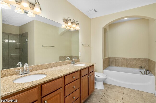 Building Photo - 1244 Carpazi Ct