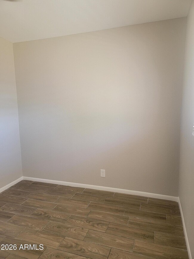 Building Photo - 204 N Standage