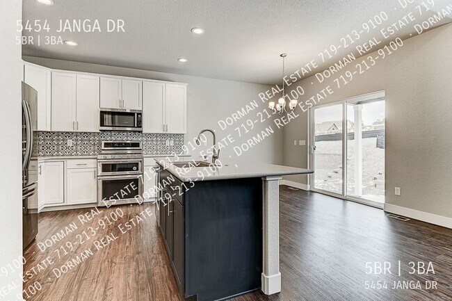 Building Photo - 5454 Janga Dr