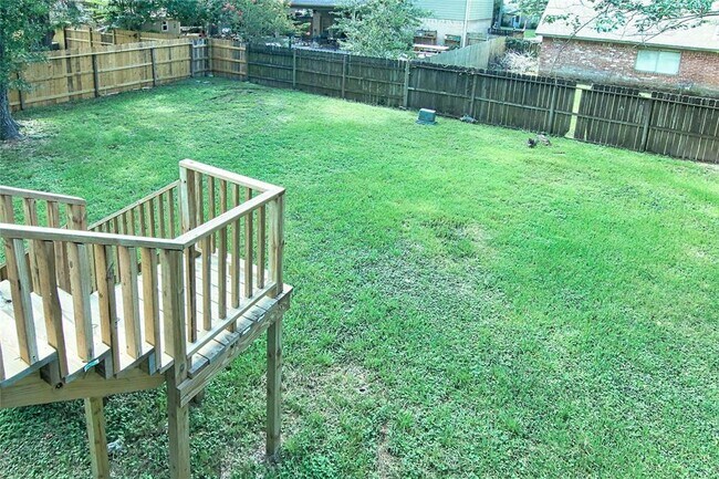 Building Photo - 3202 Birch Creek Dr