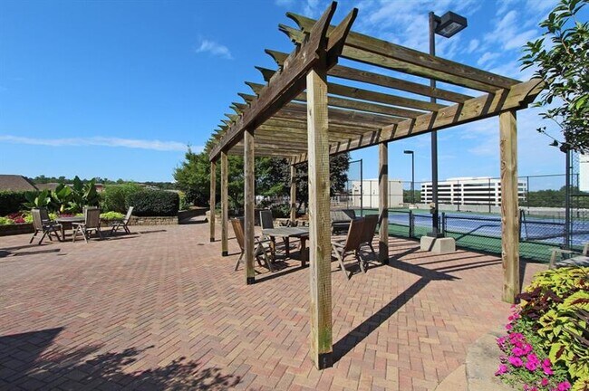 Building Photo - 4561 Olde Perimeter Way