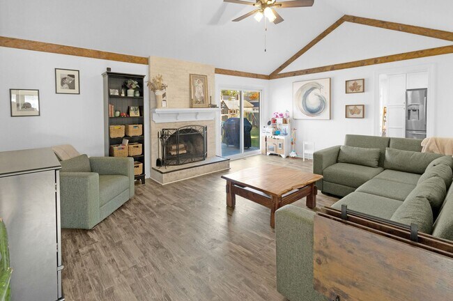 Building Photo - 3 Bed 2.5 Bath Home for rent in Chesapeake