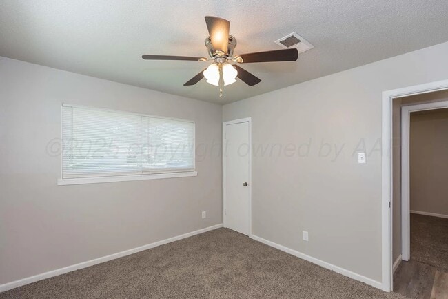 Building Photo - 3617 SE 31st Ave