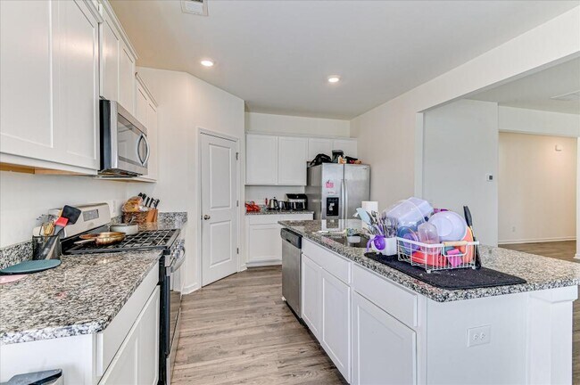 Building Photo - 2101 Saltwater Bnd