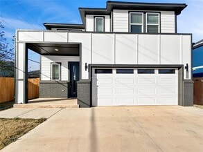 Building Photo - 2608 Crescent Ave