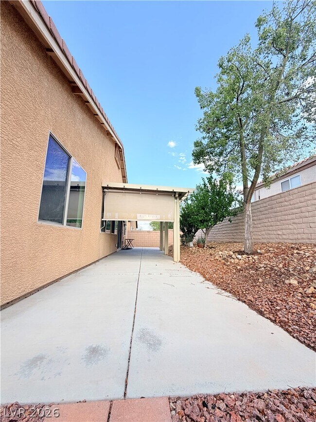 Building Photo - 8129 Cape Flattery Ave