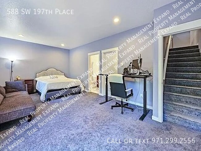 Building Photo - 588 SW 197th Pl
