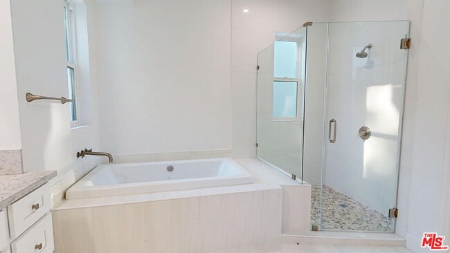 Building Photo - 8474 N. Camelia Court