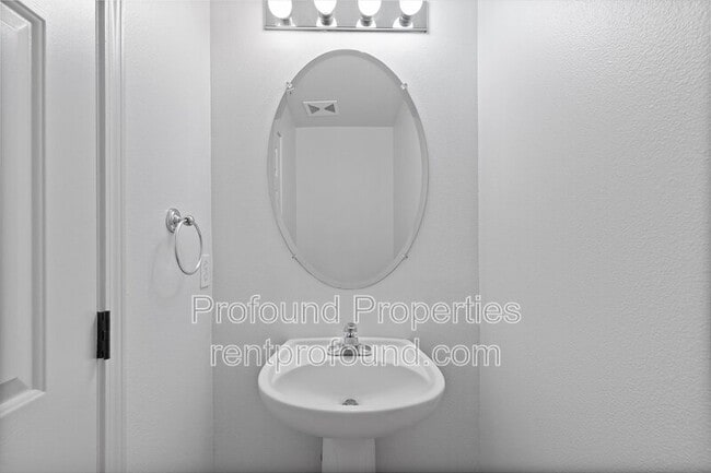 Building Photo - 16090 SW Audubon St