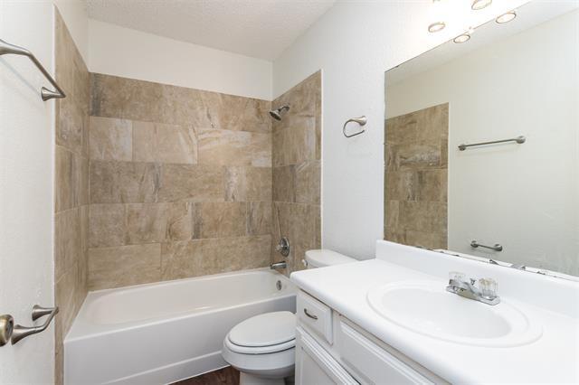 Building Photo - 6409 Plainview Dr