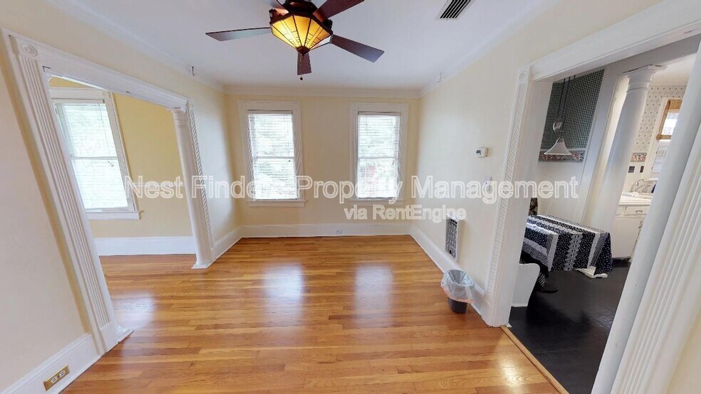 Building Photo - 2044 Forbes St