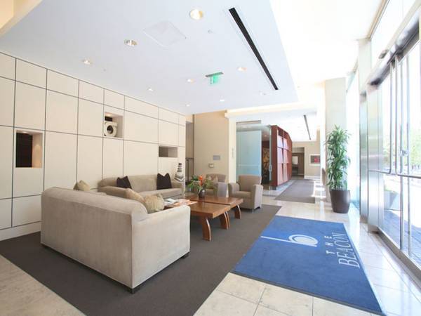 The gorgeous and welcoming lobby - 250 King St