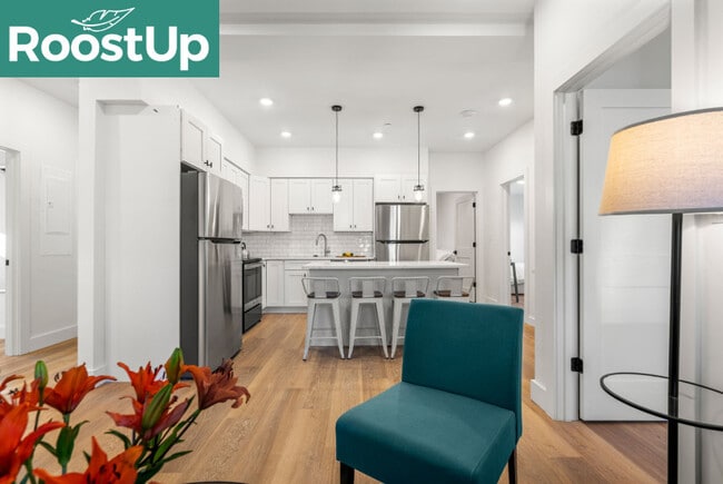 Building Photo - Furnished Bedroom with Private Bath in Mission Hill