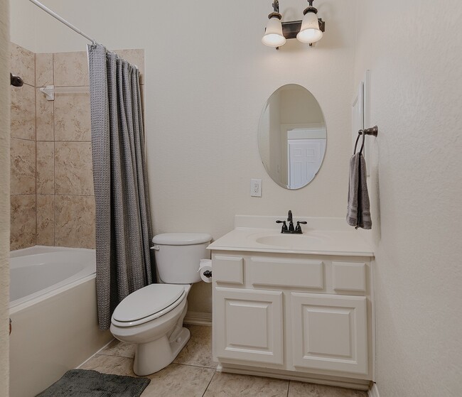 Building Photo - 79 History Row