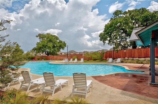 Building Photo - 2005 Alyssas Dr