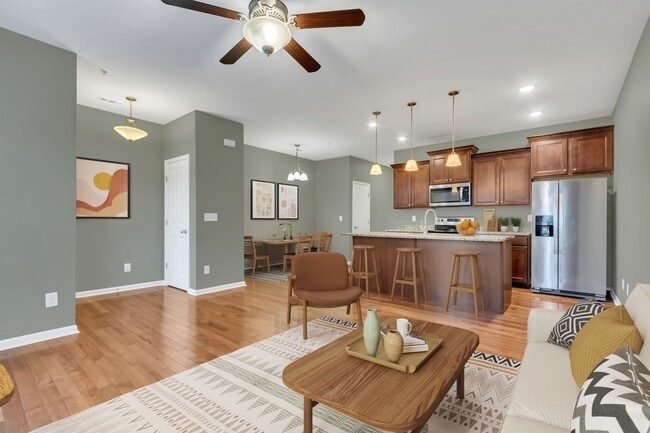 Building Photo - 305 Dursley Ln