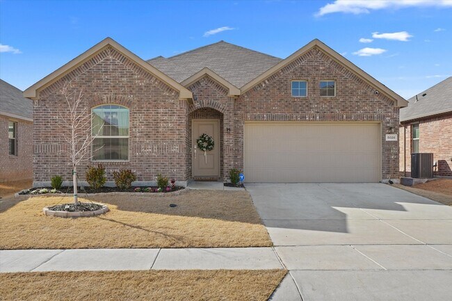 Building Photo - 5028 Waterway Dr