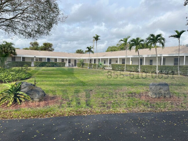 Building Photo - 3000 NW 5th Ave