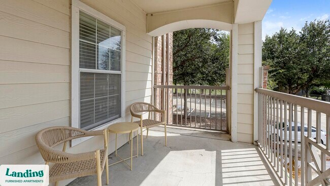 Building Photo - 6101 N Riverside Dr