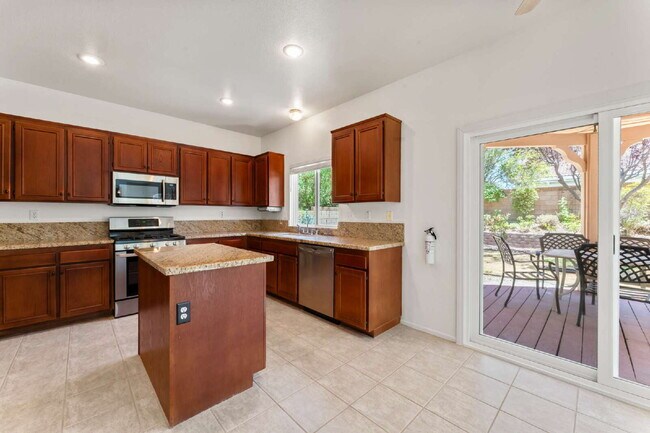 Building Photo - 2814 Caruso Ln