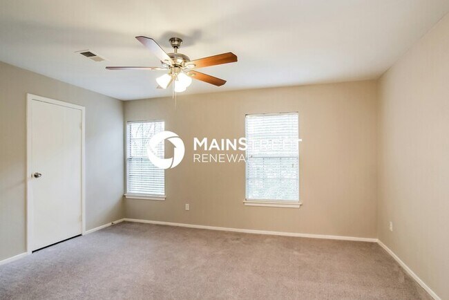 Building Photo - 4 Bedroom Pet-Friendly Home in Spring, TX with Main Street Renewal