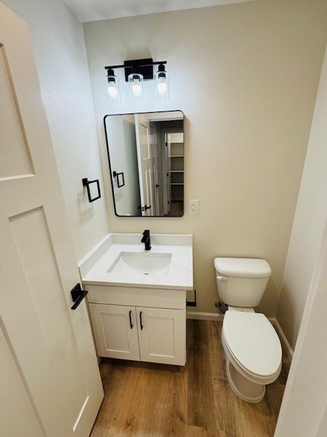 Building Photo - Brand New Duplex with upgraded finishes th...