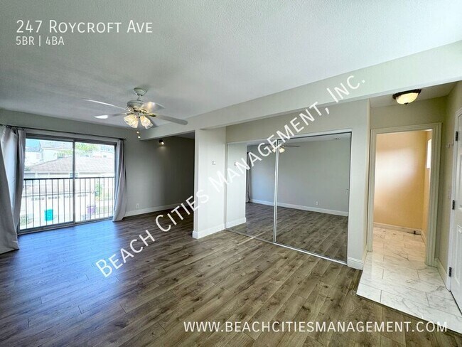 Building Photo - 247 Roycroft Ave