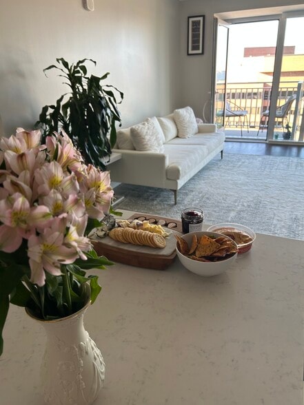 Building Photo - 925 N Fairfax St