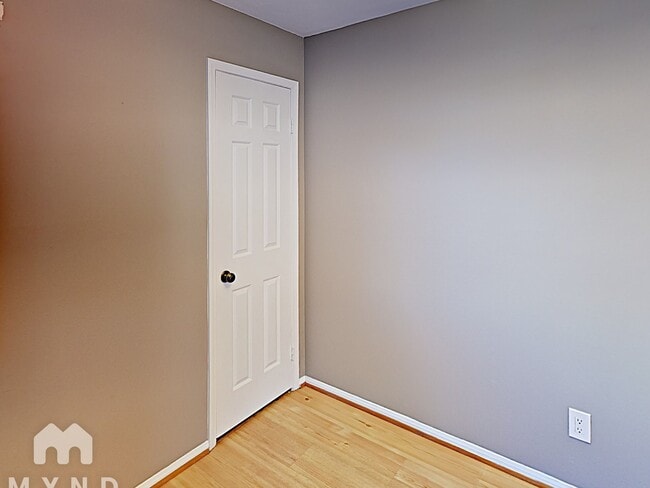 Building Photo - 107 Mangano Cir