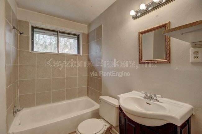 Building Photo - 4168 Tara Dr