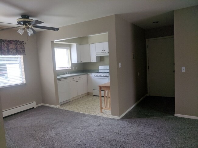 Building Photo - Charming 2-Bedroom Condo – $1,150/month In...