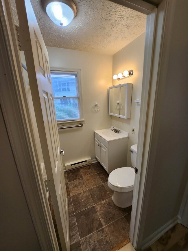 Building Photo - 542 N Loudoun St