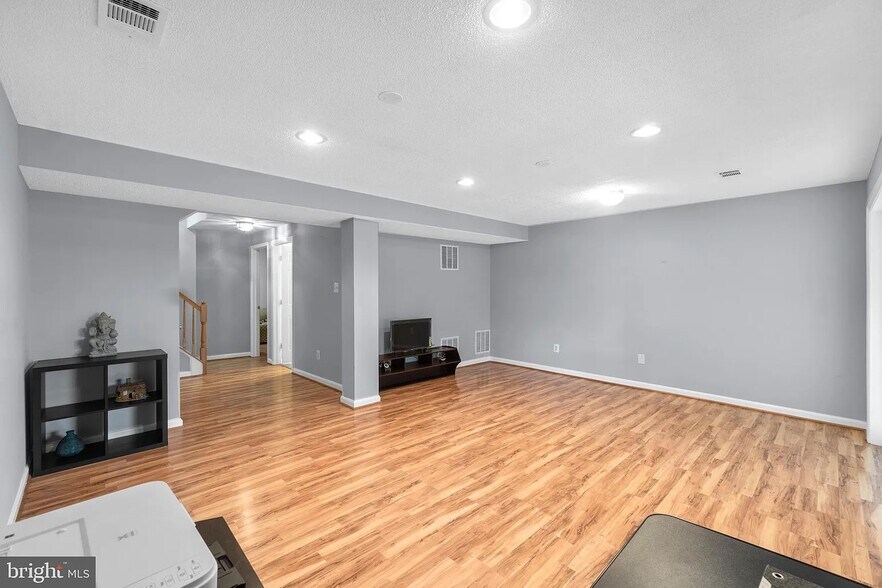 Building Photo - 2478 Wheat Meadow Cir