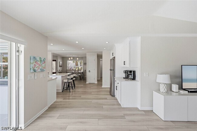 Building Photo - 799 Caribbean Ct