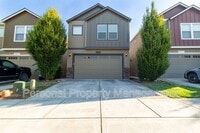 Building Photo - 2621 NE 131st Ave