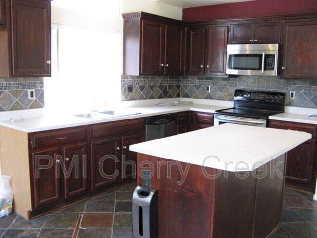 Building Photo - 20410 E Bellewood Pl