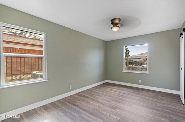 Building Photo - 10096 Ontario Ave